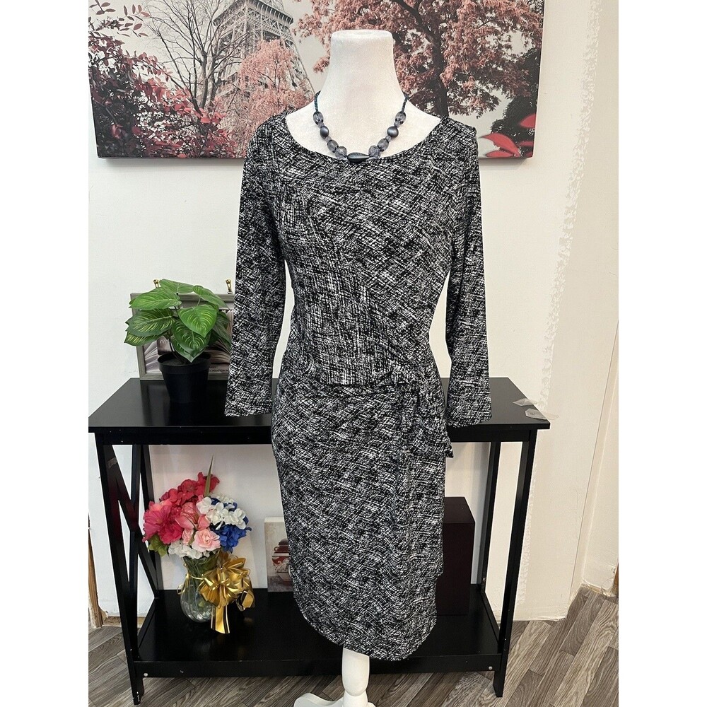 Ripe Maternity Dress Sz S Black White Crosshatch Ruched Stretch Knit Sheath